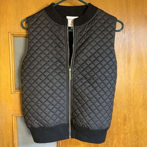 Athleisure Sioni (S) Vest - Black Knit Criss Cross Stitching Winter Chic Zip Up - Picture 1 of 6